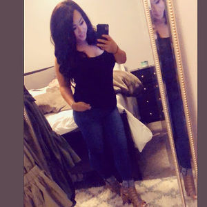 Meet your Posher, Alecia